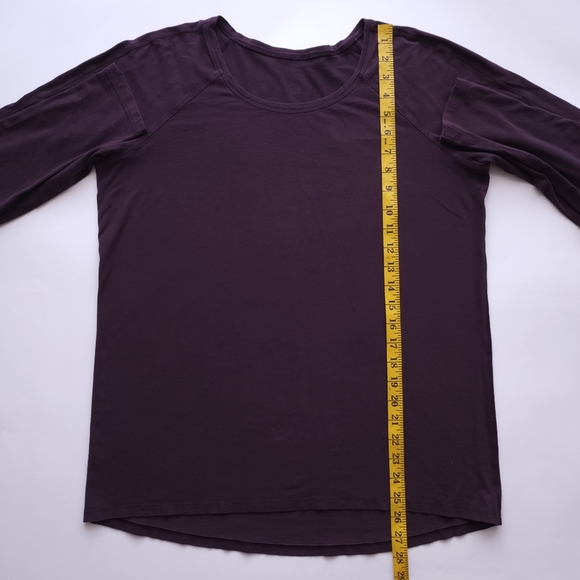 Lululemon Emerald Long Sleeve - Picture 10 of 13